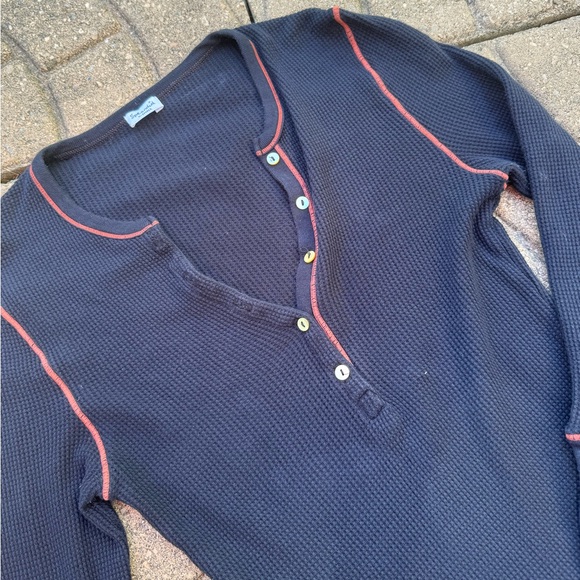 Splendid Black & Orange(ish) Quarter Arm Length Waffle Knit Top - Picture 3 of 4